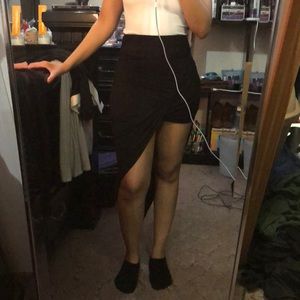 Kendall and Kylie Black asymmetric skirt